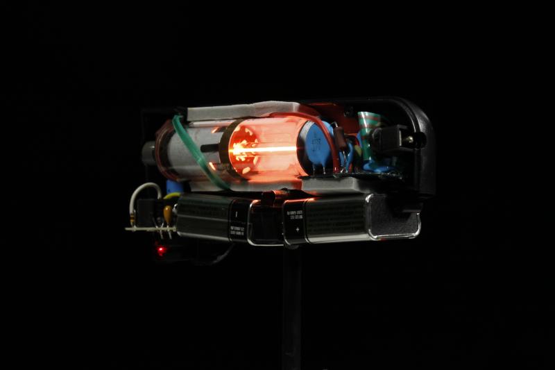 Sample of the element Neon in the Periodic Table